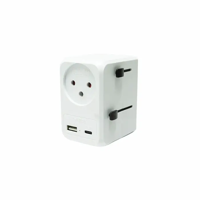 מתאם חשמל אוניברסלי תקני לשקע ישראלי, עם USB ו-Type-C והספק עד 2,500W