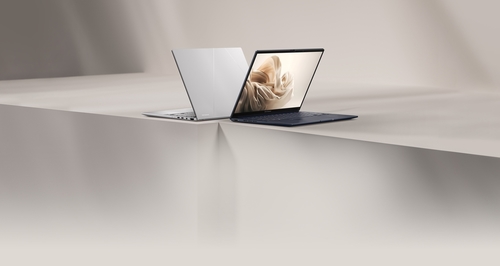 ASUS Zenbook NB-UX 14.0 WQXGACORE ULTRA 9 285H | 32GB | 1TB | SSD Intel UMA