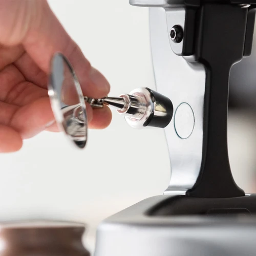 Flair Magnetic Shot Mirror with Coin