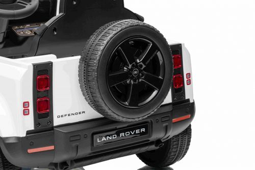 מכונית ממונעת 12V לילדים לנדרובר דיפנדר Land Rover Defender עם דלתות נפתחות, מערכת מולטימדיה מתקדמת ותאורת לד - שחור