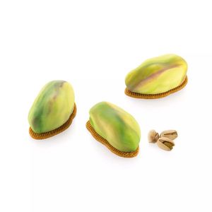 תבנית סיליקון פיסטוק 12 שקעים+חותכן Silikomart