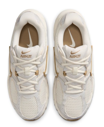 נעלי נייק Nike V5 RNR | נשים