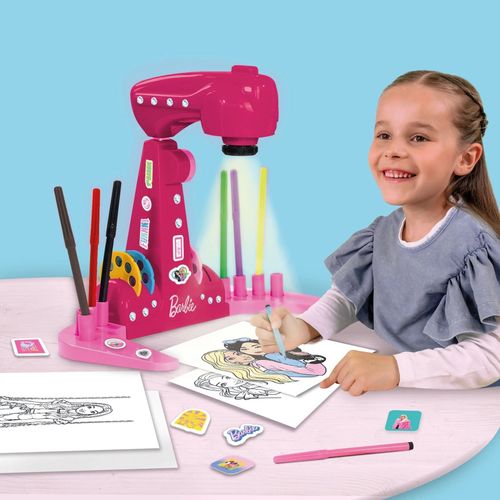 מקרן ציור ויצירה לילדים ברבי עם 32 שקופיות להעתקה וטושים צבעוניים