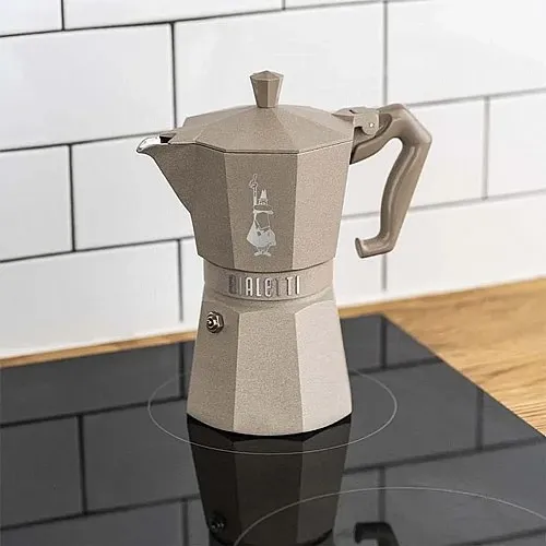 מקינטה Bialetti Moka Exclusive Induction 6 כוסות על כיריים אינדוקציה
