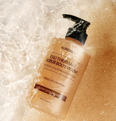 ג'ל רחצה  Kundal Eau Thermale Spa Scrub Body Wash 500ml