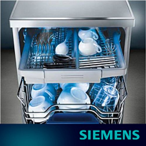 מדיח כלים אינטגרלי רחב תוצרת גרמניה SIEMENS סימנס דגם SN65ZX07CE  **מתצוגה**
