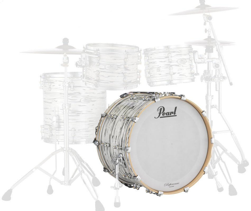 Pearl Bass Drum 22X18