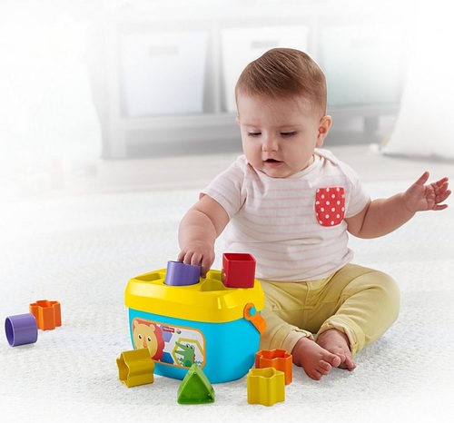 התאם צורה הראשון שלי עם 10 קוביות התאמה