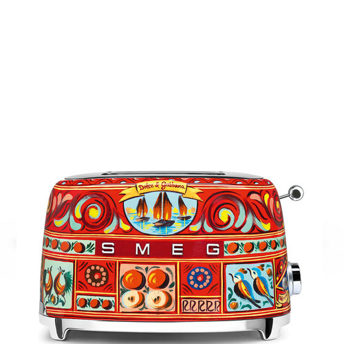 קומקום 1.7 ליטר מבית SMEG סמאג דגם KLF03-DGBEU סדרת דולצ`ה וגבאנה-