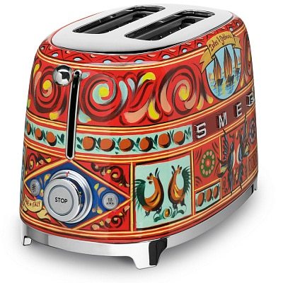 קומקום 1.7 ליטר מבית SMEG סמאג דגם KLF03-DGBEU סדרת דולצ`ה וגבאנה-