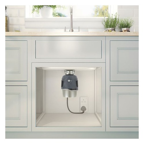 טוחן אשפה איכותי למטבח מבית InSinkErator דגם Evolution 1000SR