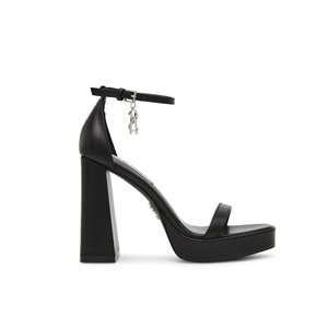 סנדל STEVE MADDEN מידות 36-40.5 לנשים בגוון שחור