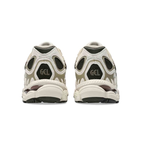 נעל ASICS מידות 40-46.5 לגברים - תקריב