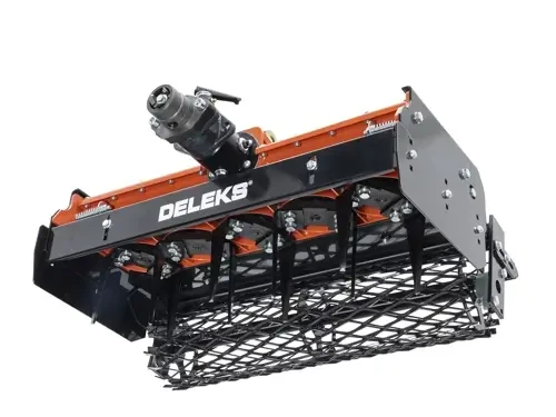 מתחחת אדמה אנכית DELEKS ZEUSKR70 עם רולר כלוב אחורי לתיחוח, פירור ויישור הקרקע