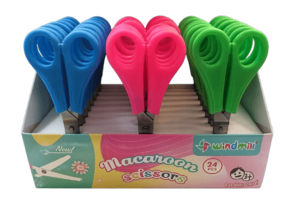 מספריים לגזירות ויצירות, 24 חידות