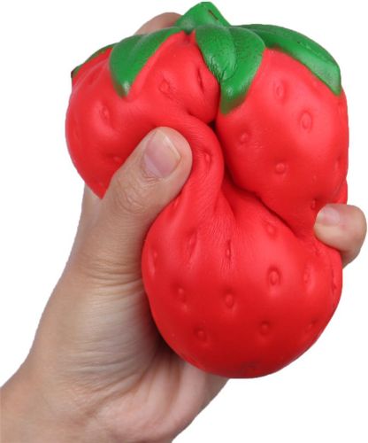 סקוושי תות ענק בגודל 16 ס