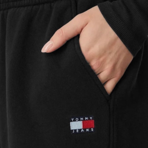 מכנס TOMMY JEANS מידות XS-XL לנשים בגוון שחור