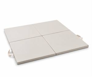 משטח פעילות מתקפל Aimee ריבועים בגודל 150X150 ס"מ בצבע טופי קל לניקוי עבה וקשיח