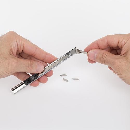 סכין חיתוך נירוסטה 9 מ