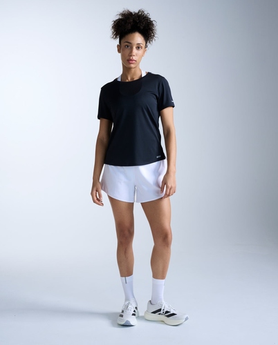 חולצת Aero Tee W קלה ונושמת לריצה