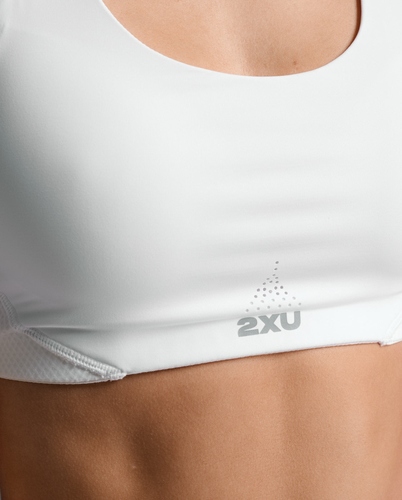 1. חזיית אימון 2XU Aero Mesh WHT/SRF