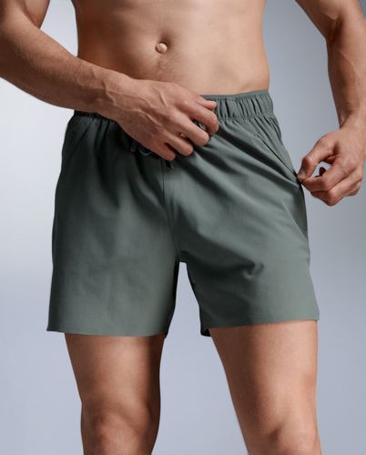 מכנסי אימון Motion 5 Inch Unlined Shorts