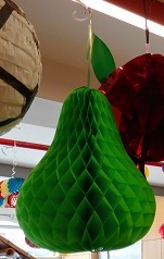 קישוט נייר נפתח בעיצוב  אגס  ירוק 43 ס''מ	