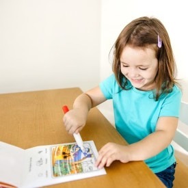חוברת טוש הקסם דינוזאורים מבית מליסה ודאג Melissa And Doug