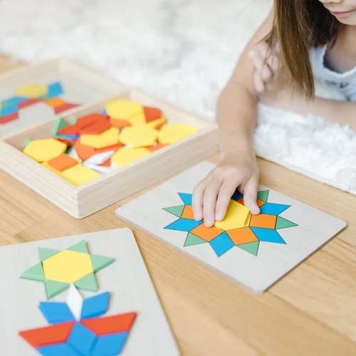 לוח צורות גאומטריות מעץ מבית מליסה ודאג Melissa And Doug