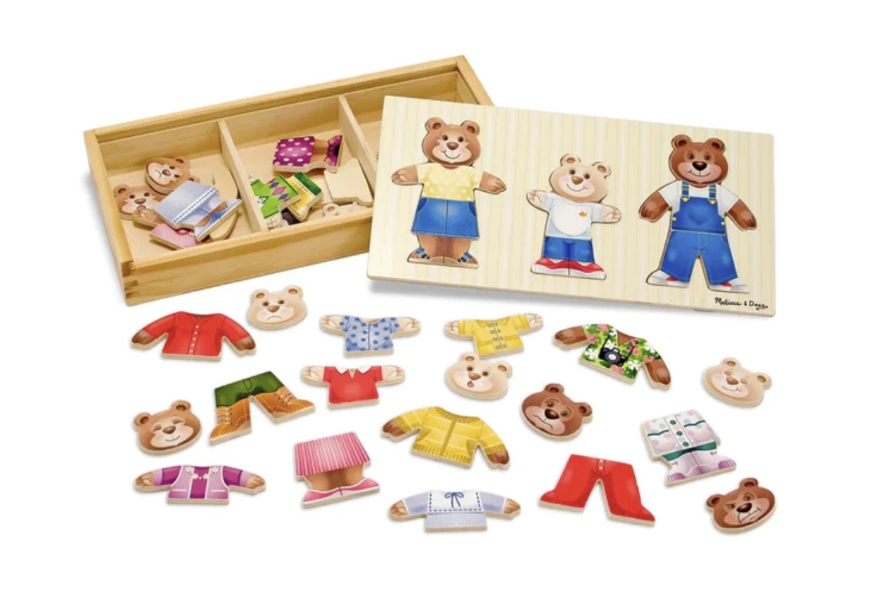 משחק הלבשה מעץ - משפחת הדוב מבית מליסה ודאג - Melissa And Doug