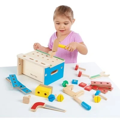 ספסל כלים קטן מבית מליסה ודאג Melissa And Doug