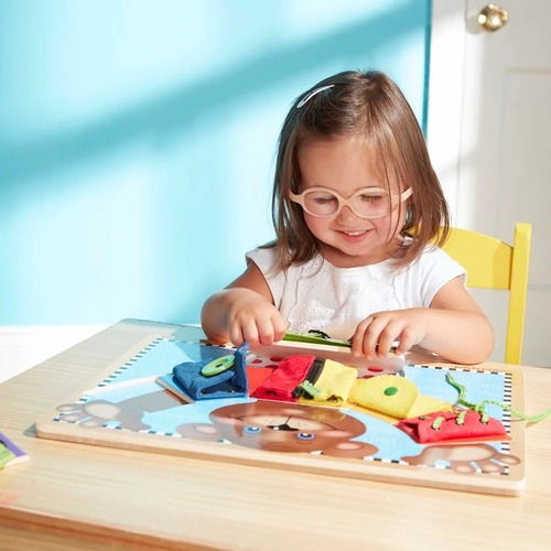 לוח דובי מבית מליסה ודאג Melissa and Doug