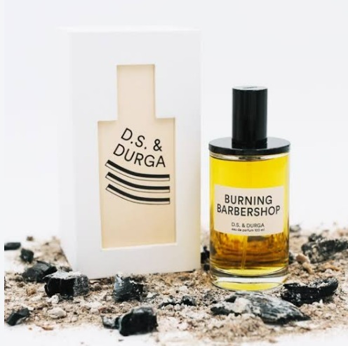 בושם לגבר DS&Durga Burning Barbershop EDP 100ml