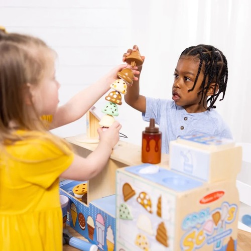 גלידרייה גדולה מעץ מבית מליסה ודאג Melissa And Doug