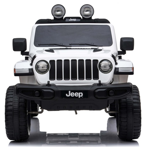 מכונית ממונעת 12V בדמות ג'יפ רוביקון Rubicon דו-מושבי עם דלתות נפתחות, גלגלי EVA, אורות ושלט- לבן  