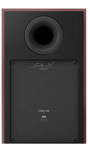 זוג רמקולים מדפיים מוגברים מבית KEF דגם coda W