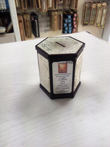 קופת צדקה עץ כסף משושה דגם 9831 [אין במלאי]