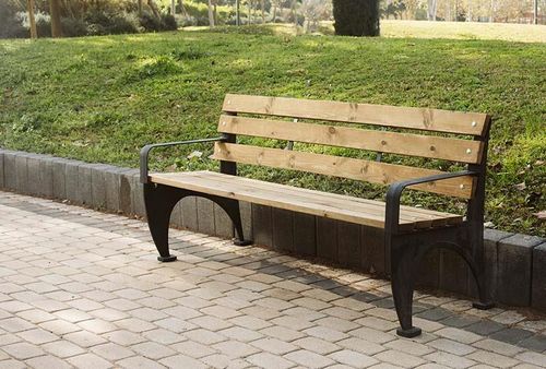 ספסל רחוב איכותי מברזל ועץ – דגם טורונטו – תמונה 3