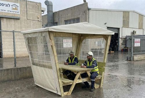 כיסוי חורף אטום למים לשולחן קקל מקורה – דגם ברגנץ