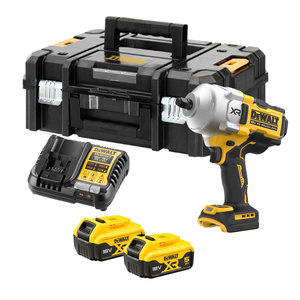 מפתח רטיטה 2372NM 18V D1/2 כולל 2 סוללות 5AH ומטען DeWALT DCF961