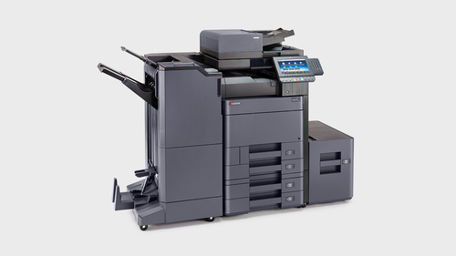 מכונת צילום משולבת צבעונית Kyocera TASKalfa 4052ci – מבט בזווית עם יחידת גימור ומגש גדול