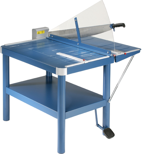 גליוטינה Dahle 580 עם שולחן ומדף תחתון – מבט אלכסוני מלפנים
