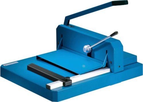 גליוטינה Dahle 842 – מבט קדמי באלכסון, ללא מעמד