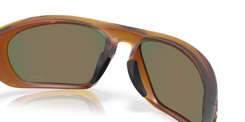 משקפי שמש אוקלי LATERALIS MATTE DARK AMBER PRIZM RUBY 943116