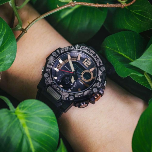 CASIO GST-B300WLP-1A G-STEEL African rock python סולארי בלוטוס מהדורה מוגבלת!!