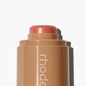 סומק קרמי Rhode Pocket Blush Freckle ‏5.3 גרם