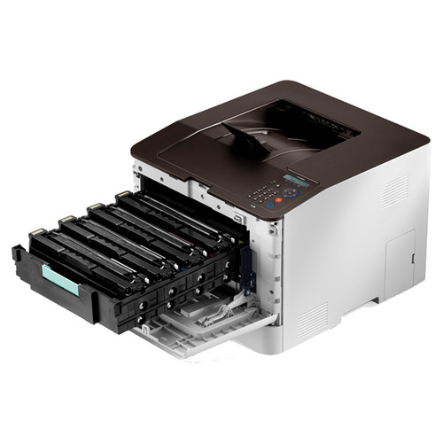מדפסת לייזר צבעונית Samsung CLP-680ND עם דלת פתוחה וארבע מחסניות טונר