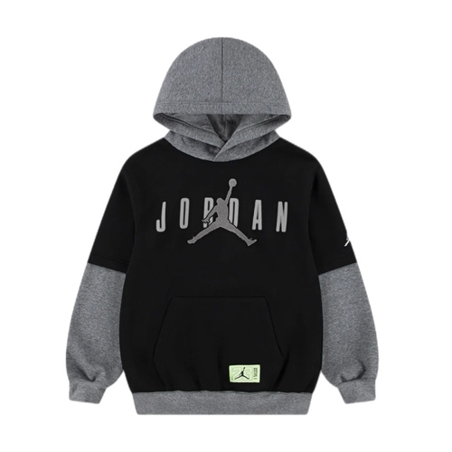 חליפה JORDAN מידות 8-16 לילדים בגוון שחור עם הדפס