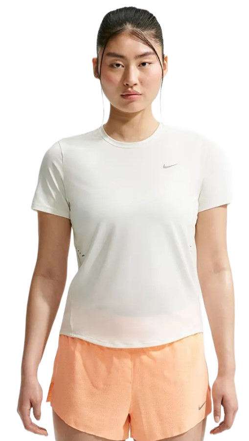 חולצת דריי פיט נייק  Nike Swift Dri-Fit Shirt | נשים