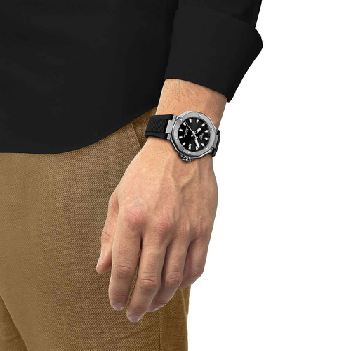 שעון TISSOT דגם T1418071705100 לגבר לוח שחור רצועת גומי בצבע שחור – תמונה 2